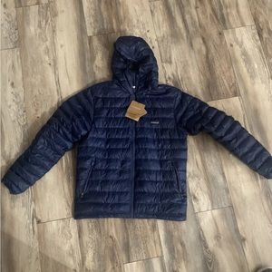 Patagonia down puffer, hoodie.